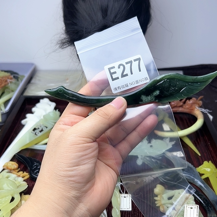 蛇纹石玉发饰合金常*