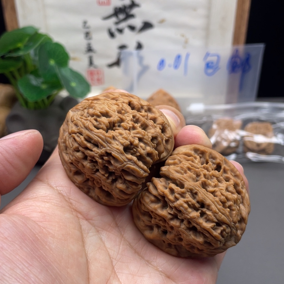 弄***杯吊坠文玩核桃43尺南疆