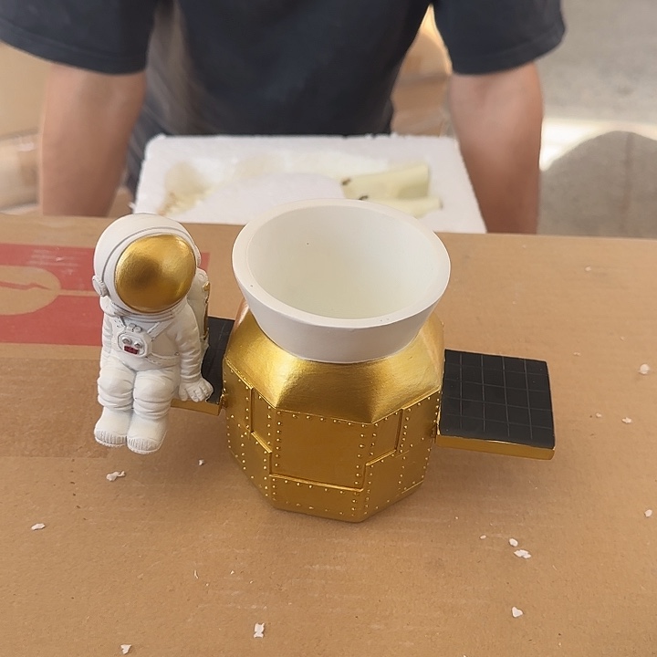 A***ル树脂摆件哈哈哈哈