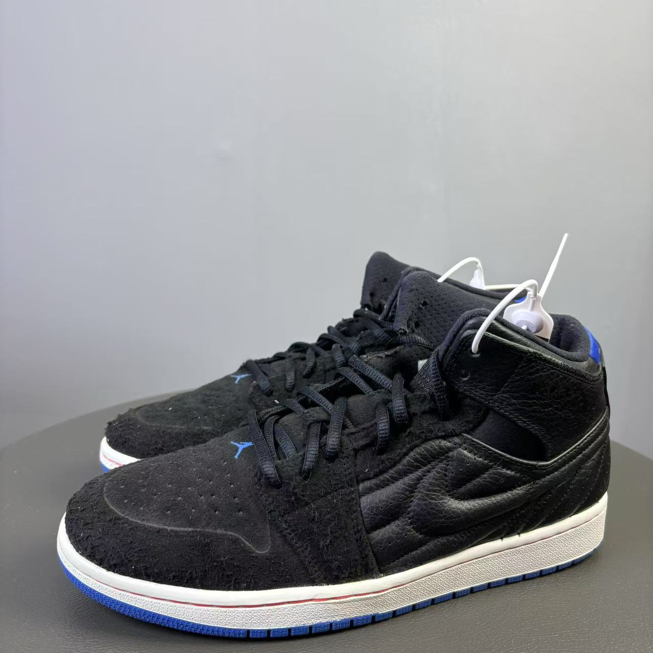 90新 maje 44码 AJ1黑蓝球鞋 非原盒