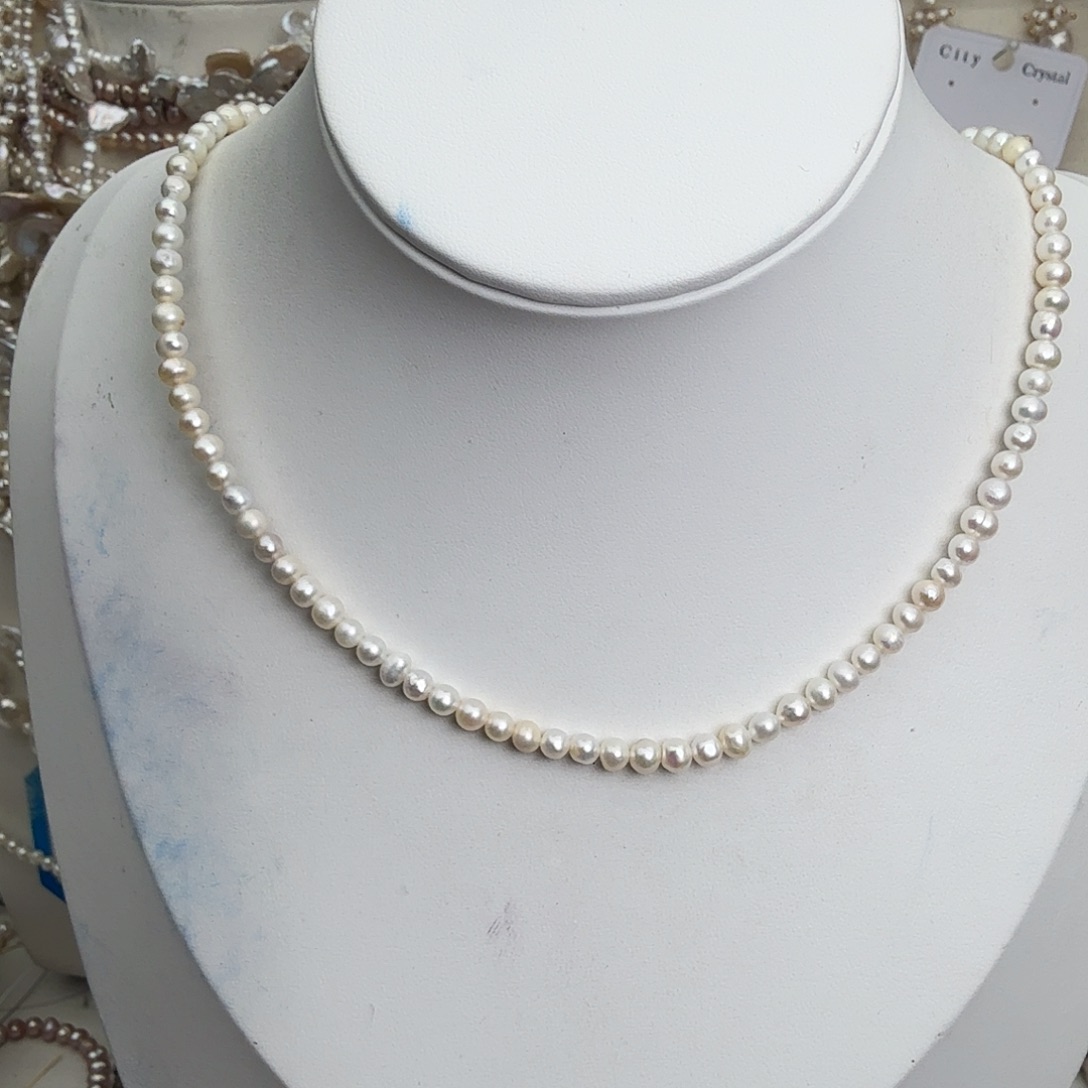 颈饰淡水珍珠未镶嵌