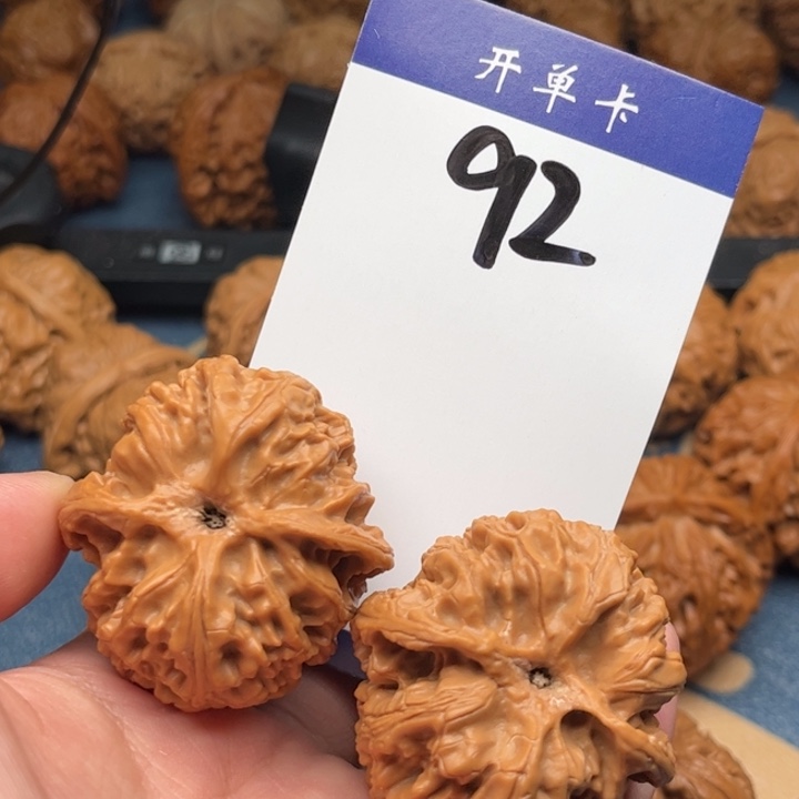 文玩核桃吊坠苹果 42全品 92