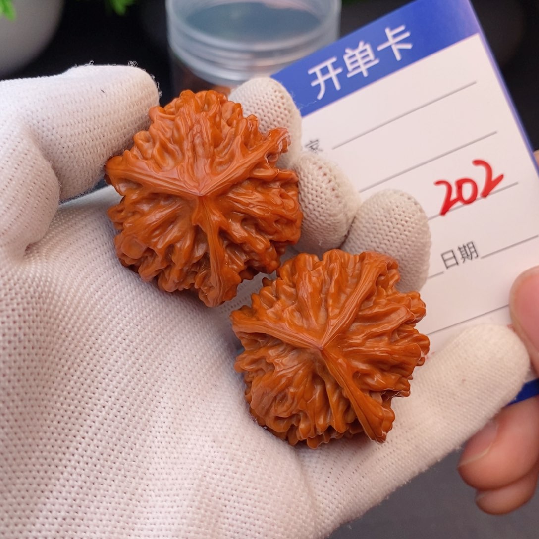 文玩核桃把件40三棱202