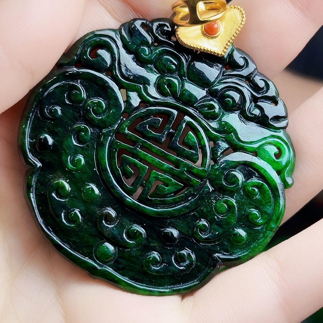 颈饰银S925镶嵌翡翠多样性