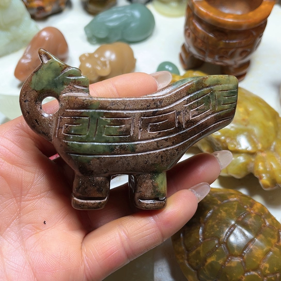 白玉菩提吊坠白玉菩提吊坠