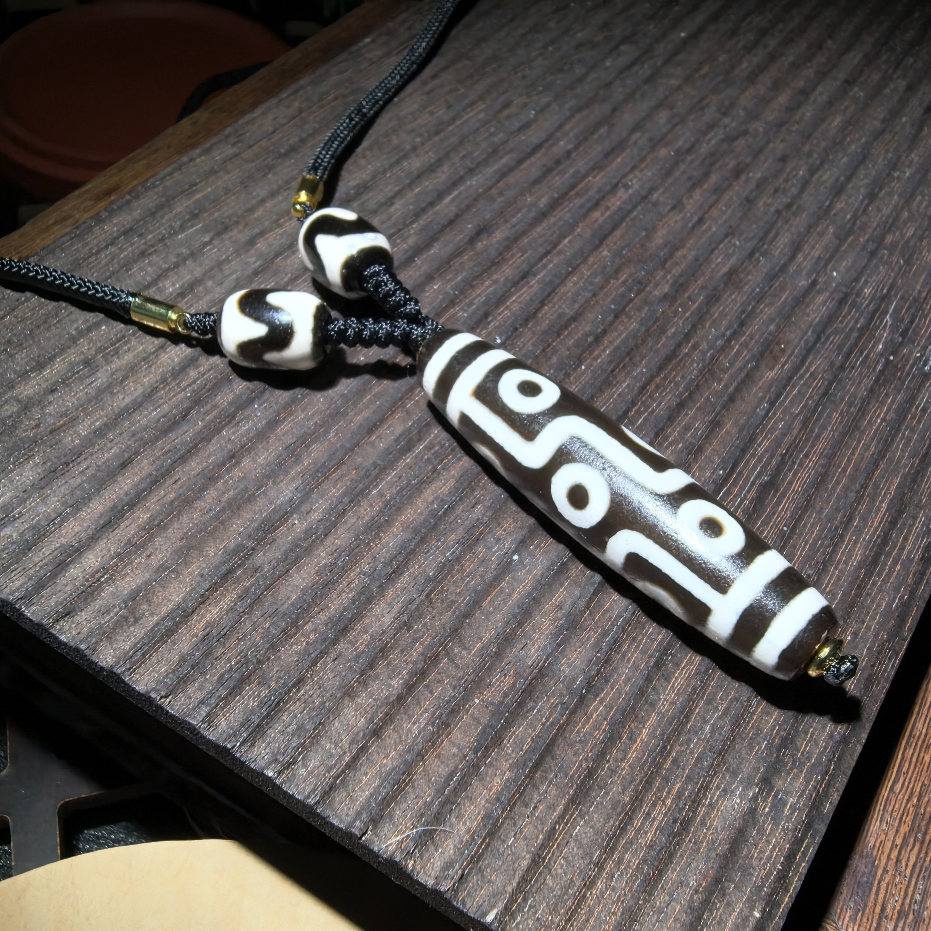 *吉寶【纯】竖款玉化九眼玛瑙锁骨链灯打透光多样性发货多样性发货