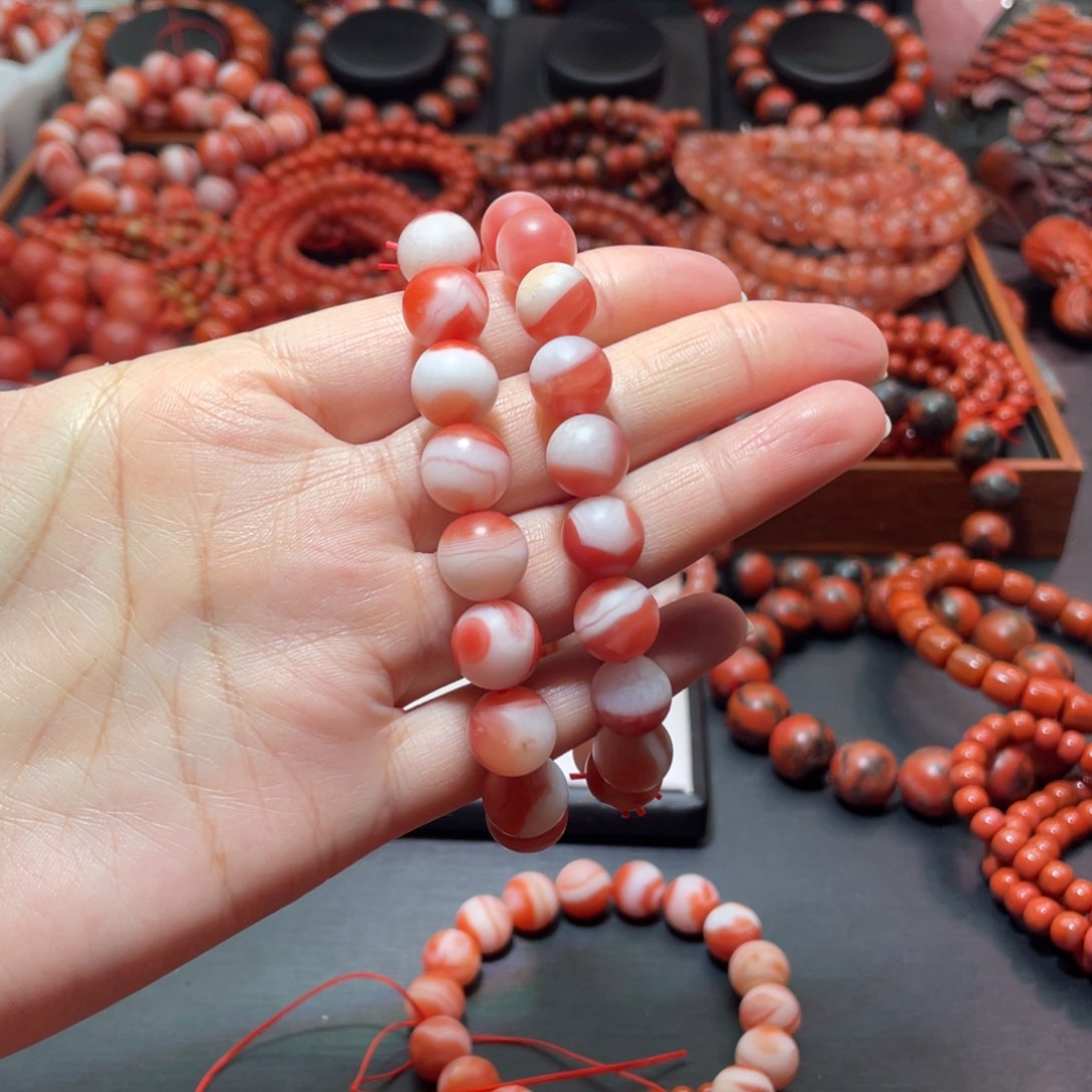 南红玛瑙手链未镶嵌洛****行