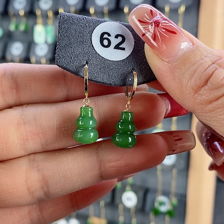 和田玉耳饰18K金镶嵌