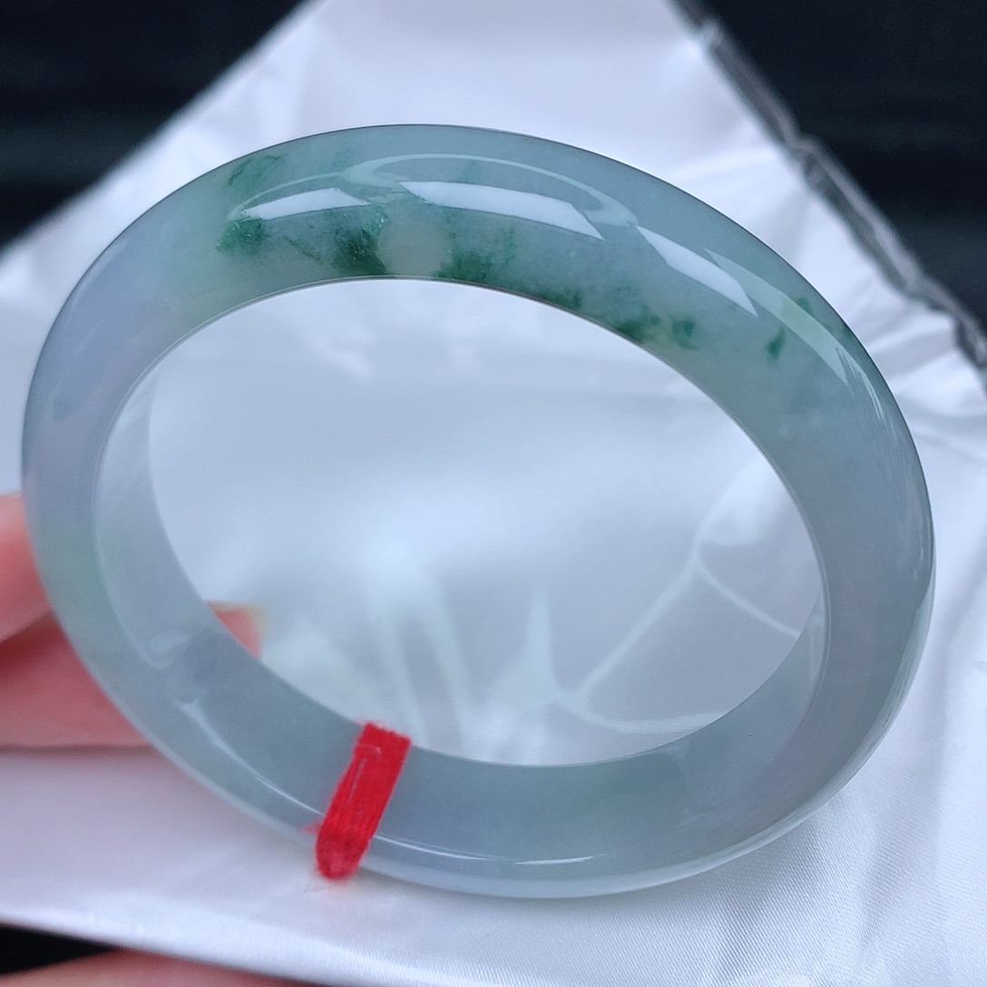 未镶嵌手镯翡翠天然