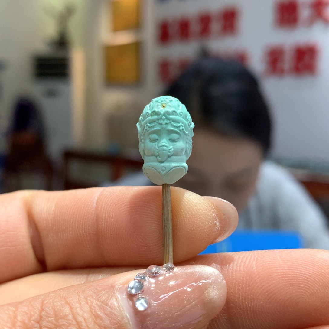 绿松石配饰未镶嵌