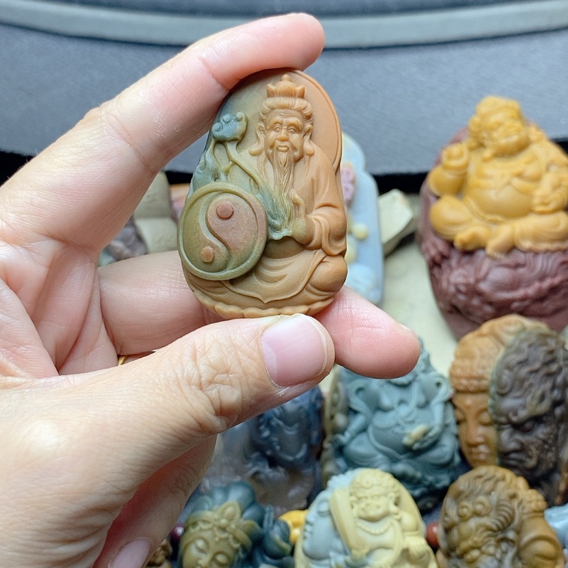 【闪购商品】定制石英质玉吊坠未镶嵌