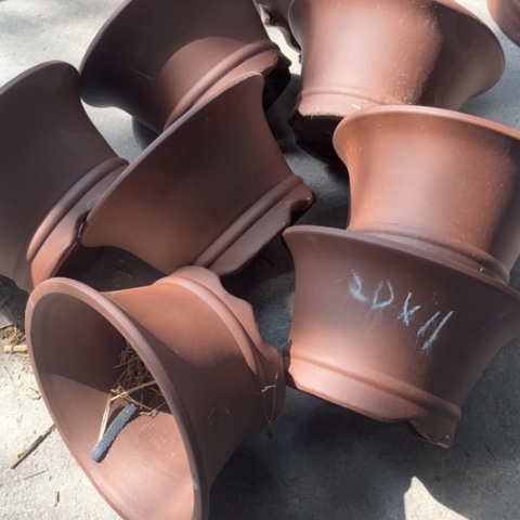 紫砂花盆100-8。20-11