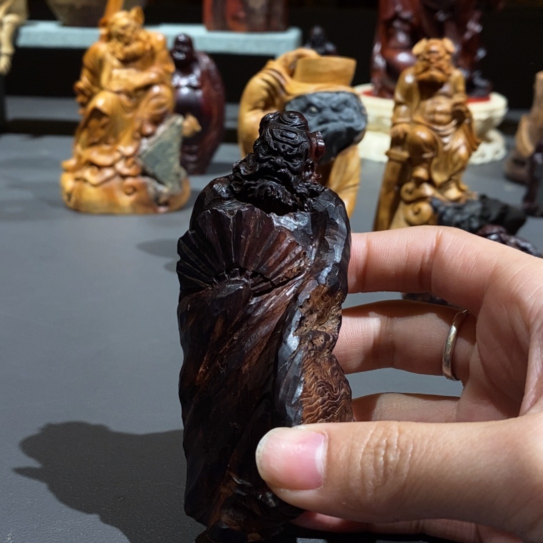 粤***腊檀香紫檀（小叶紫檀）钟馗风化手把件