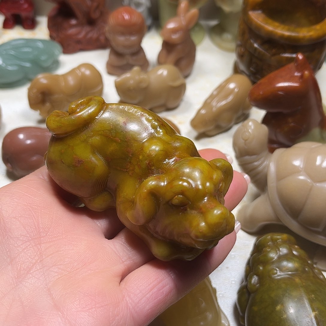 白玉菩提吊坠白玉菩提吊坠