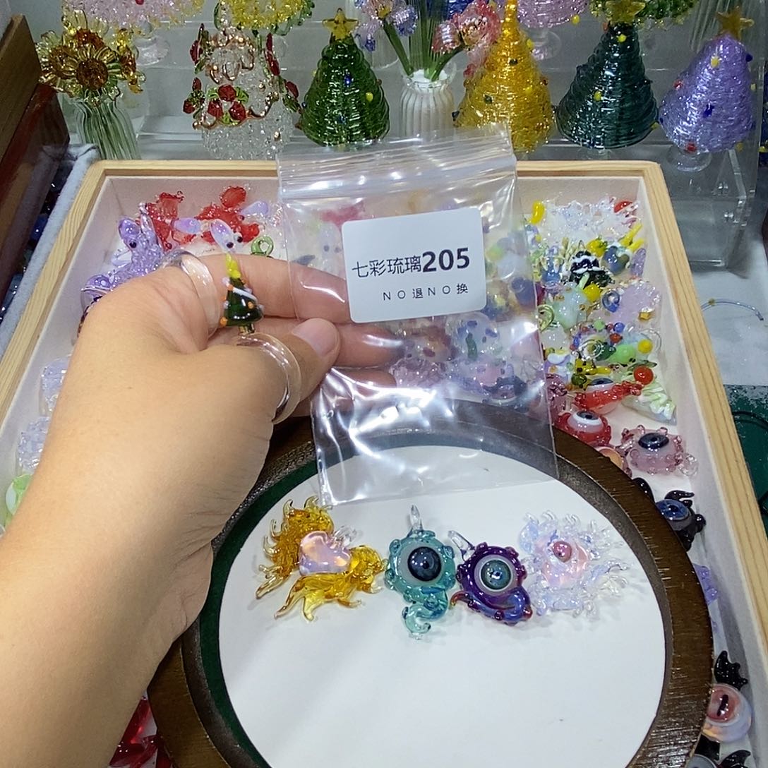 ****️颈饰玻璃205四个挂件