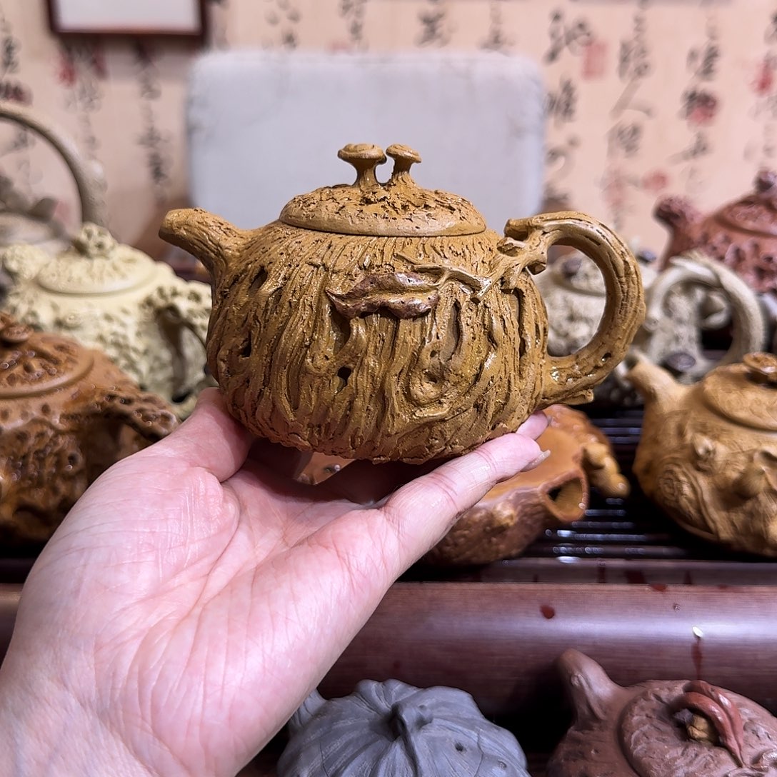 紫砂茶壶黄段供春