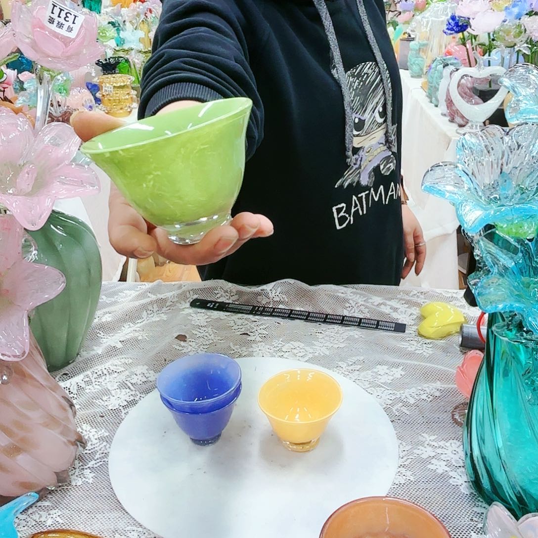 福利不退不换琉璃花瓶艺术品