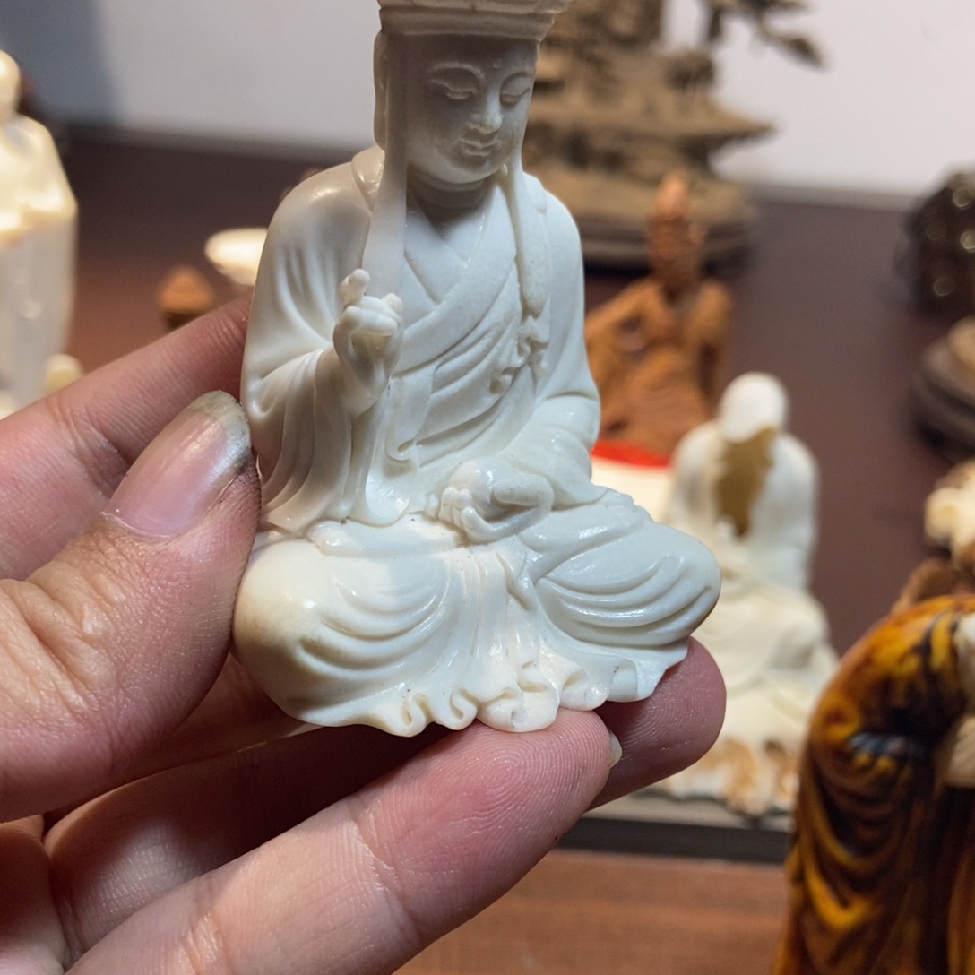 限****大叶紫檀（黑酸枝木类）