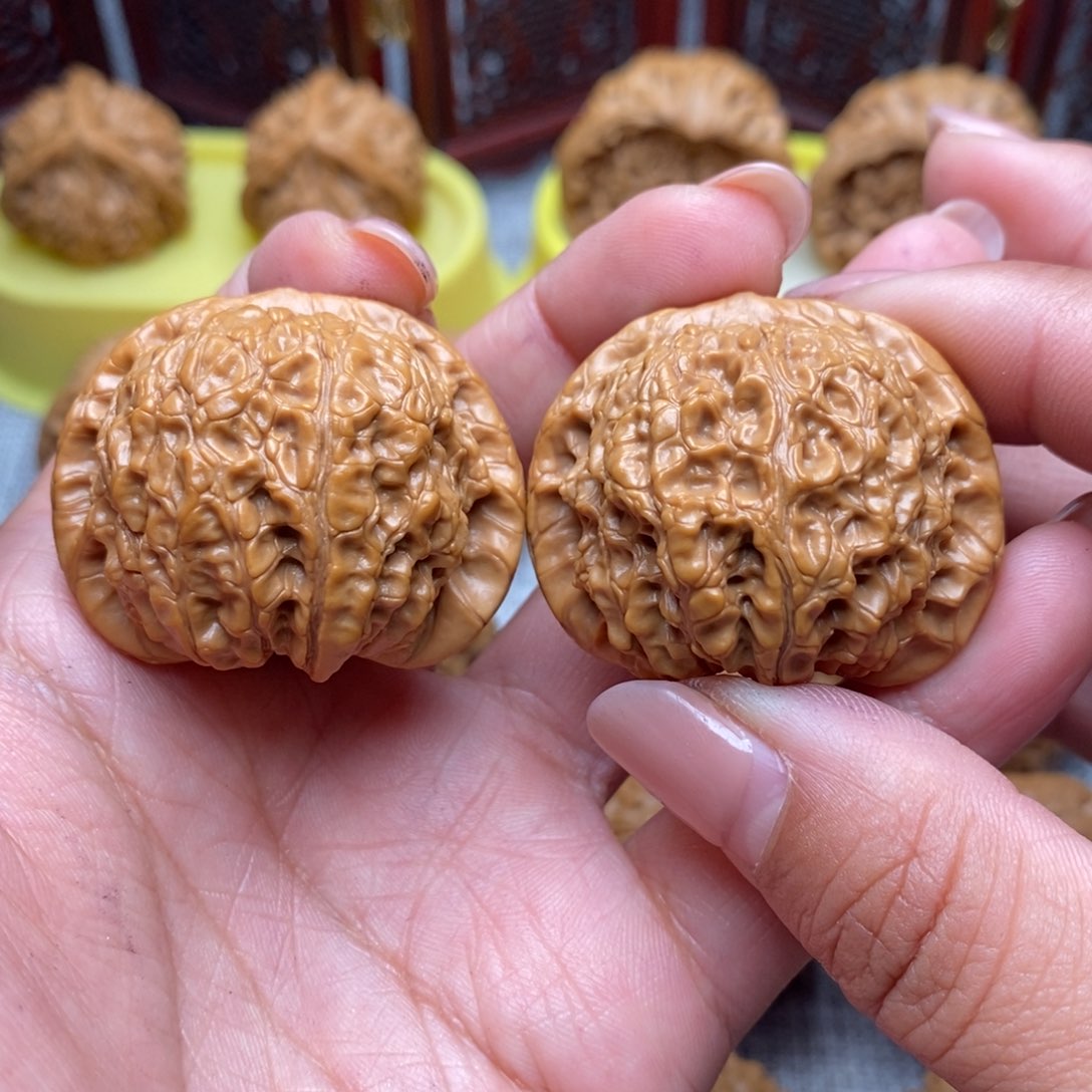 文玩核桃把件血麒麟40.5全