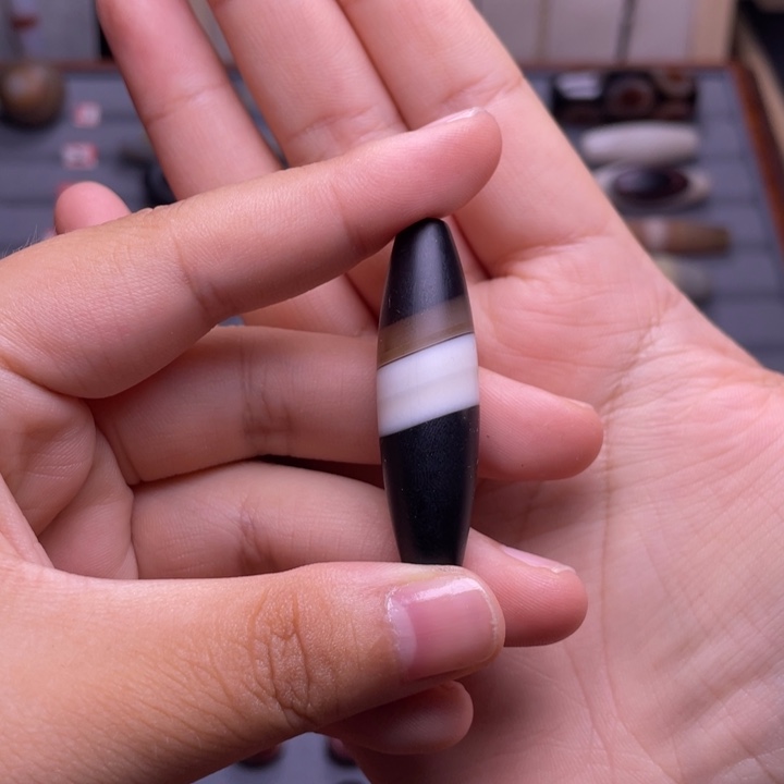 三***环玛瑙/玉髓颈饰未镶嵌