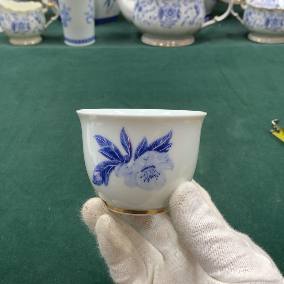 摆件全是大漂亮瓷器啊美美哒