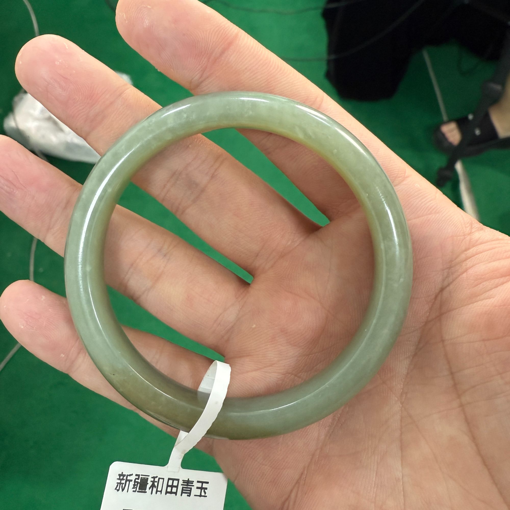 新疆和田玉  十方胜彼  青白  58.1