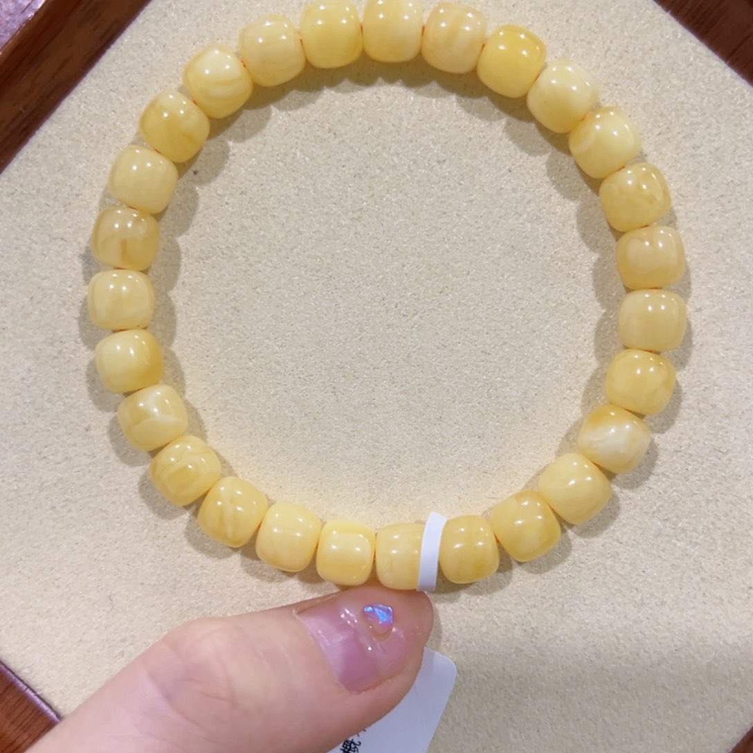 蜜蜡手链未镶嵌7.5m奶黄