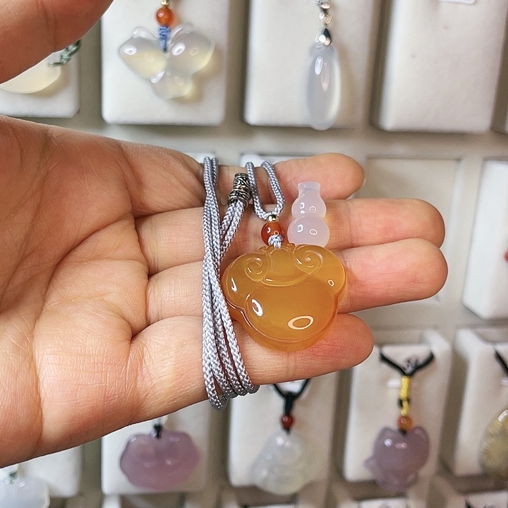 玛瑙/玉髓颈饰合金再****狗