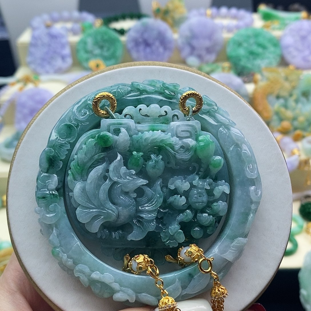 唐***糖翡翠未镶嵌手镯套镯