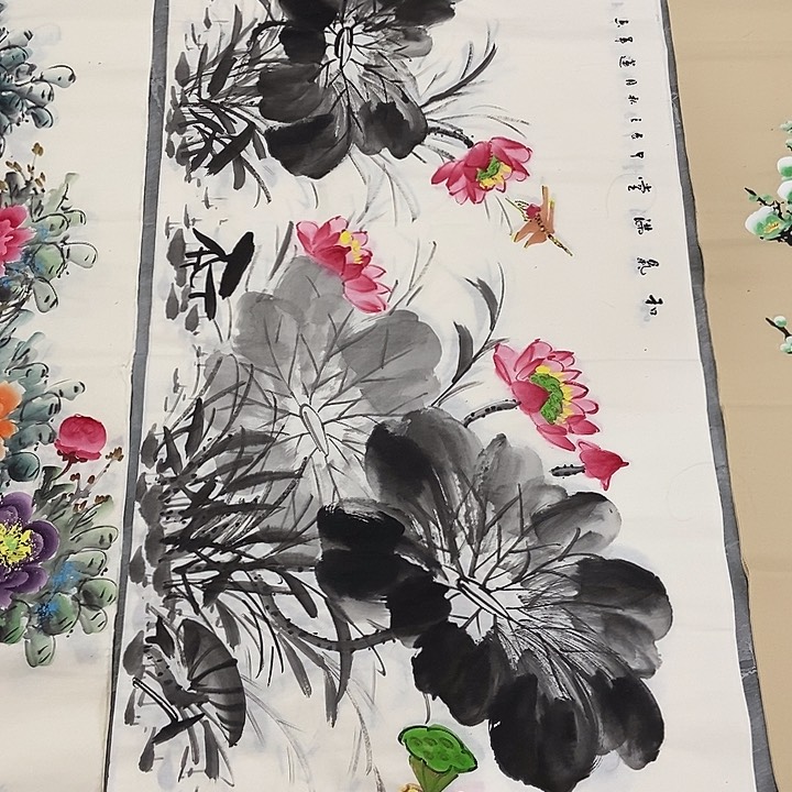 三个张画廊直播间！