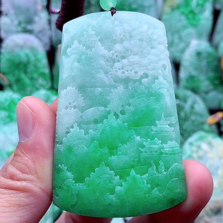 翡翠吊坠(不含链)未镶嵌