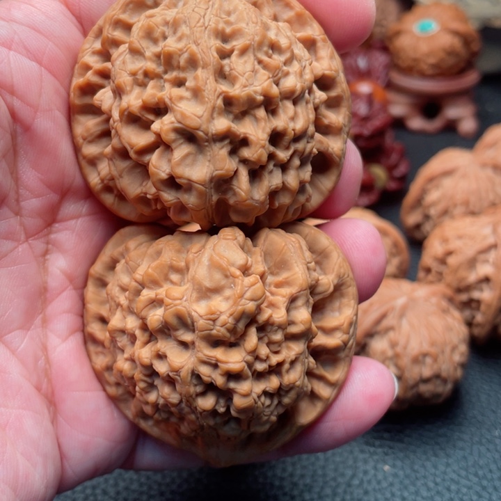 文玩核桃把件51麒麟纹官帽