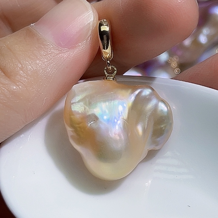 颈饰未镶嵌淡水珍珠