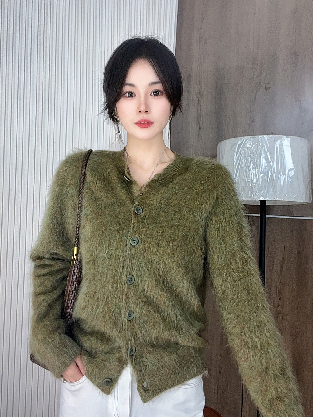 【吉美】100%纯山羊绒短款秋冬拉绒圆领无缝一体小开衫小外套DC8503