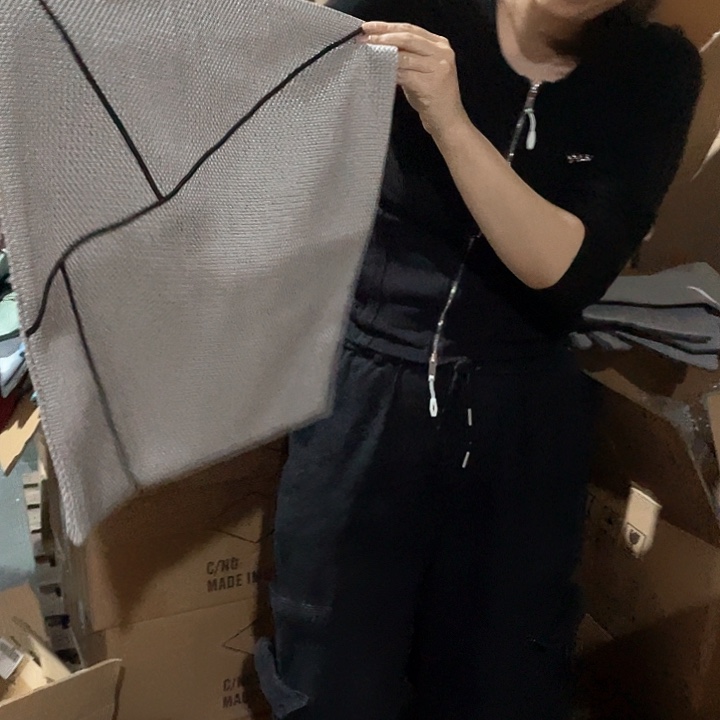 陶瓷花瓶，仿真绿植。