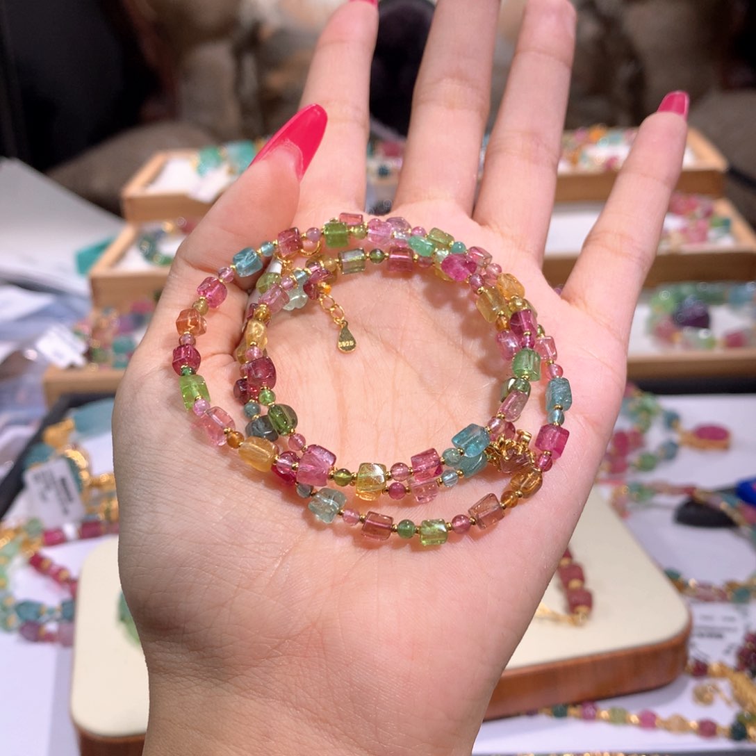 未镶嵌多样性发货其一碧玺