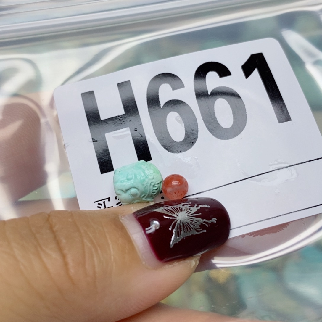 南红玛瑙配饰未镶嵌