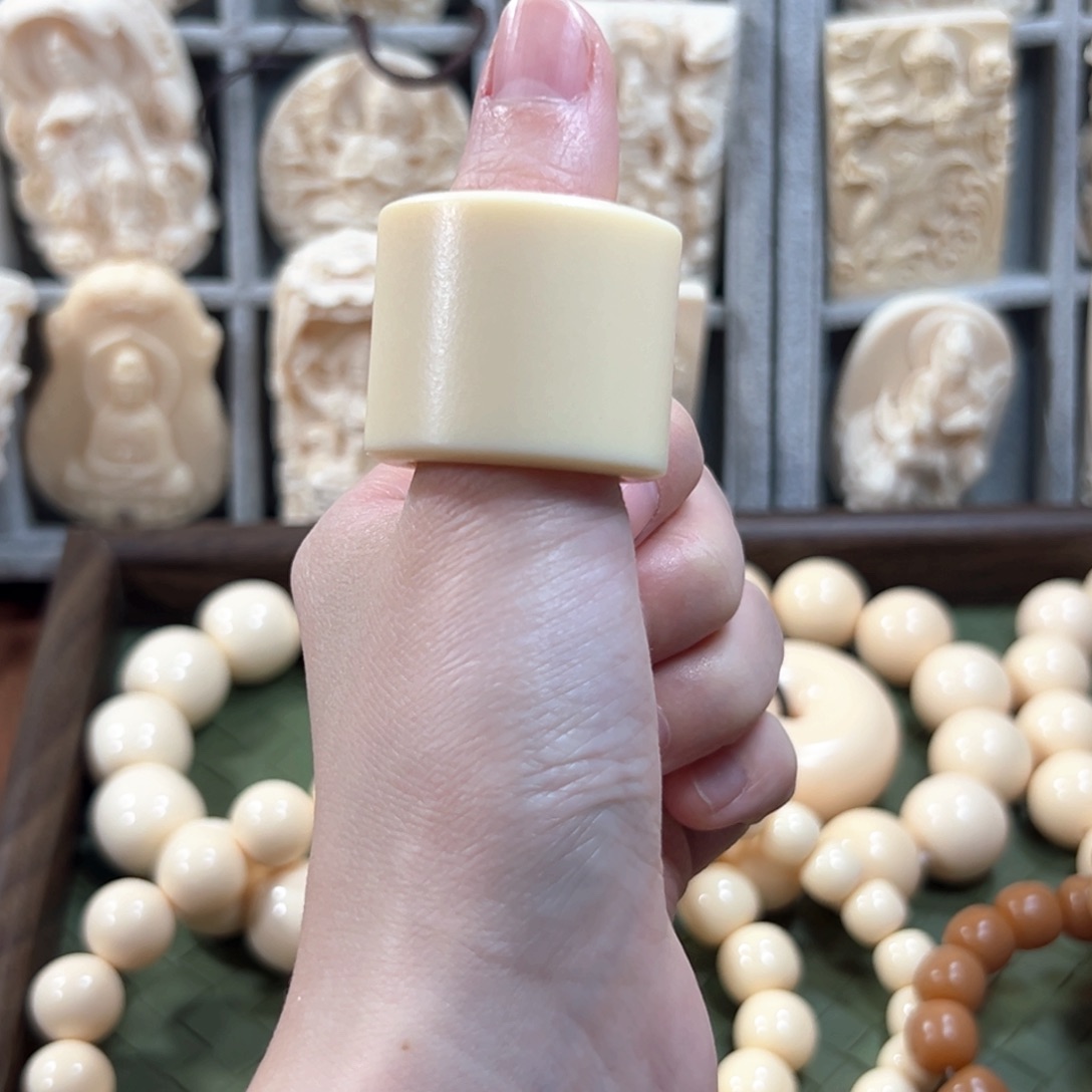 鹿角雕刻素扳指22mm