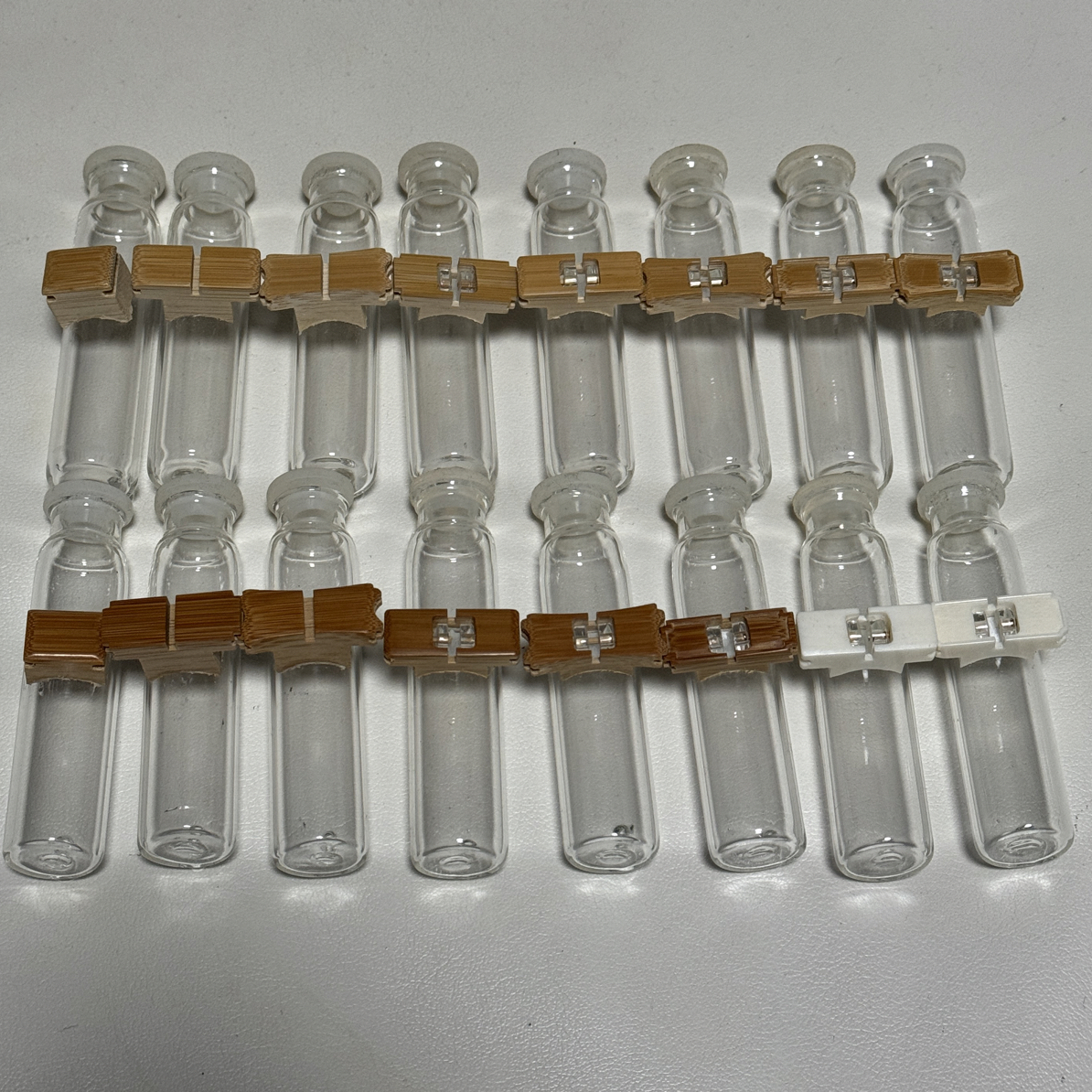 细长玻璃鸟笼用饮水器 直径2.0 高度8.9 玻璃水杯 鸟笼配件
