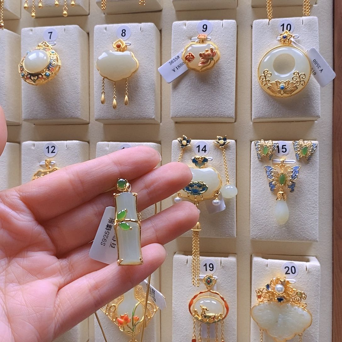 和田玉颈饰银S925镶嵌