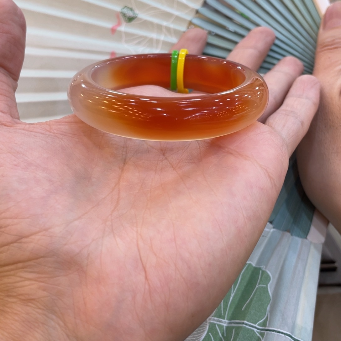 玛瑙/玉髓手镯未镶嵌白*