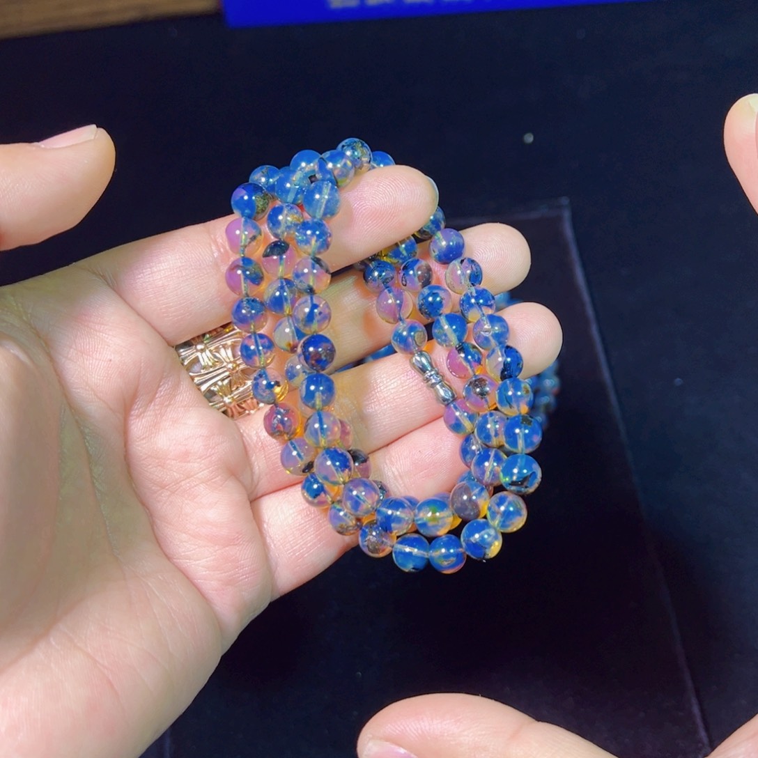 琥珀裸石未镶嵌缅甸琥珀多样性发货其中一件