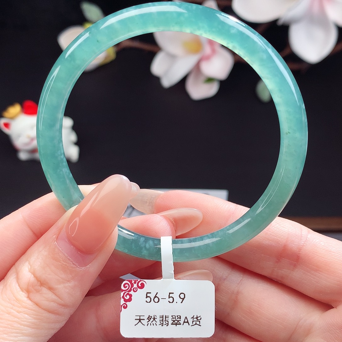 翡翠手镯（圆镯）未镶嵌S*.