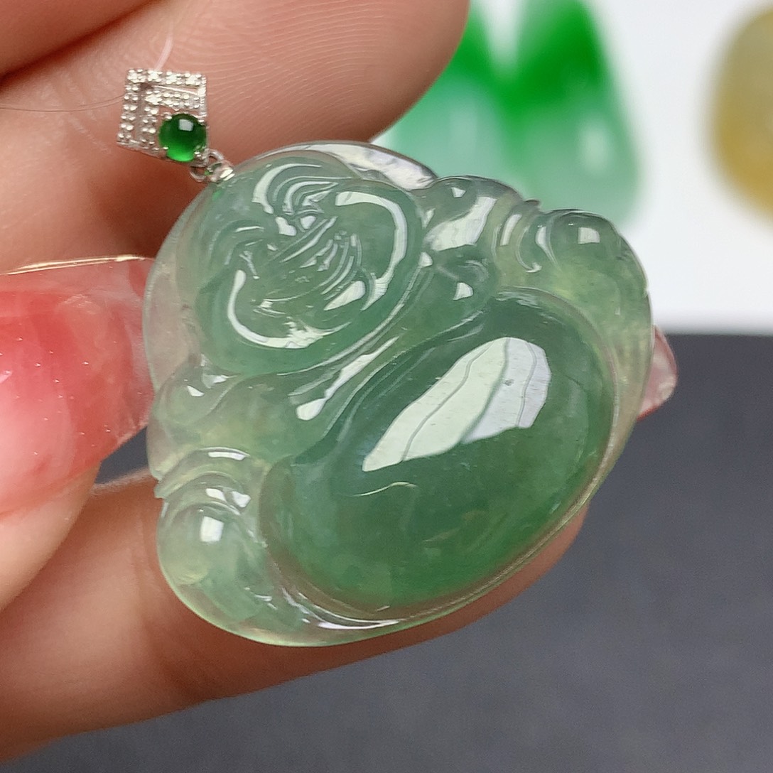 翡翠颈饰18K金镶嵌佛公