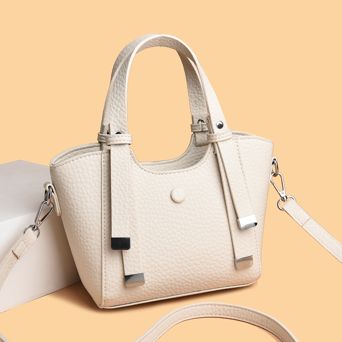 新款时尚百搭潮流女包单肩斜挎包8512白色