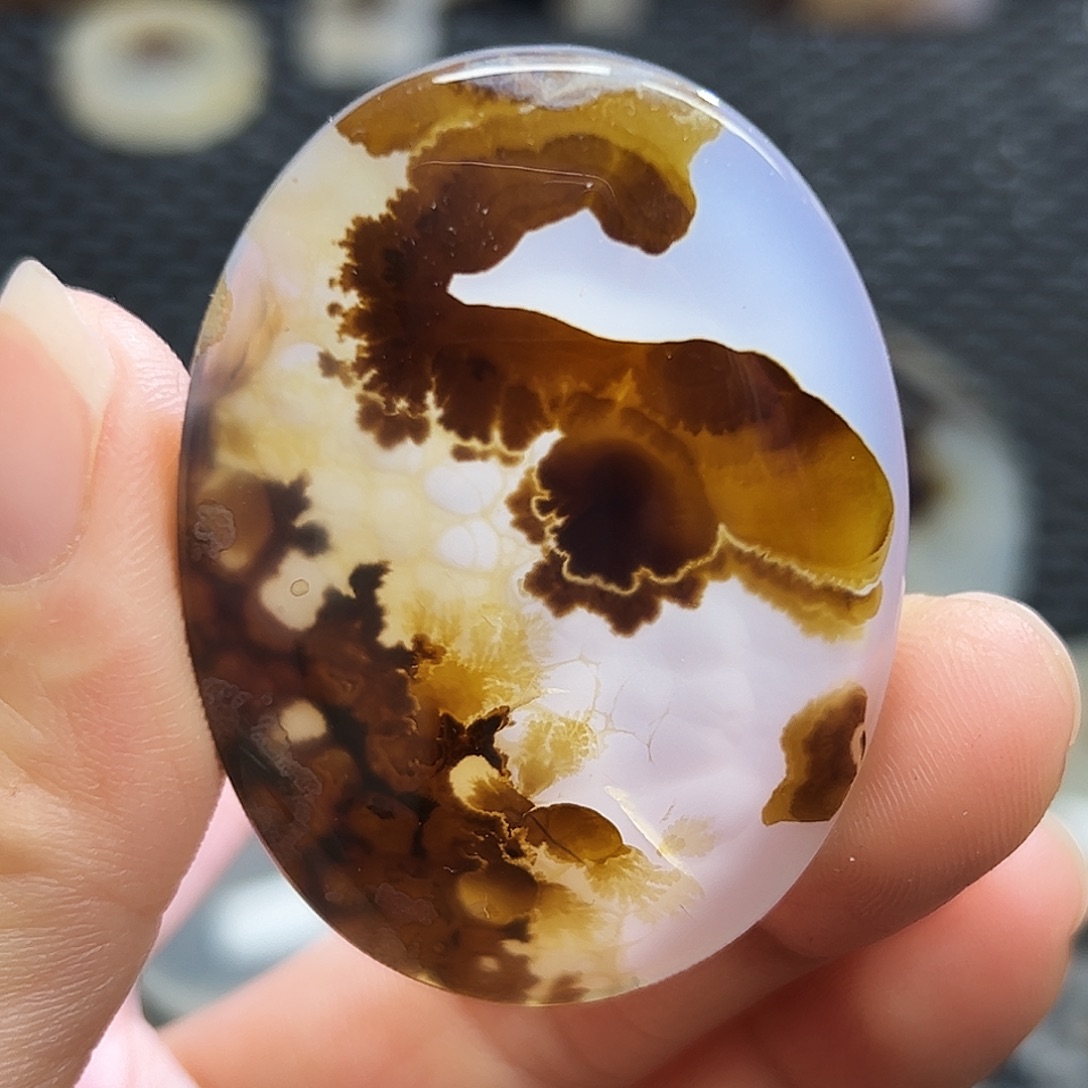 玛瑙/玉髓未镶嵌珠宝半成品