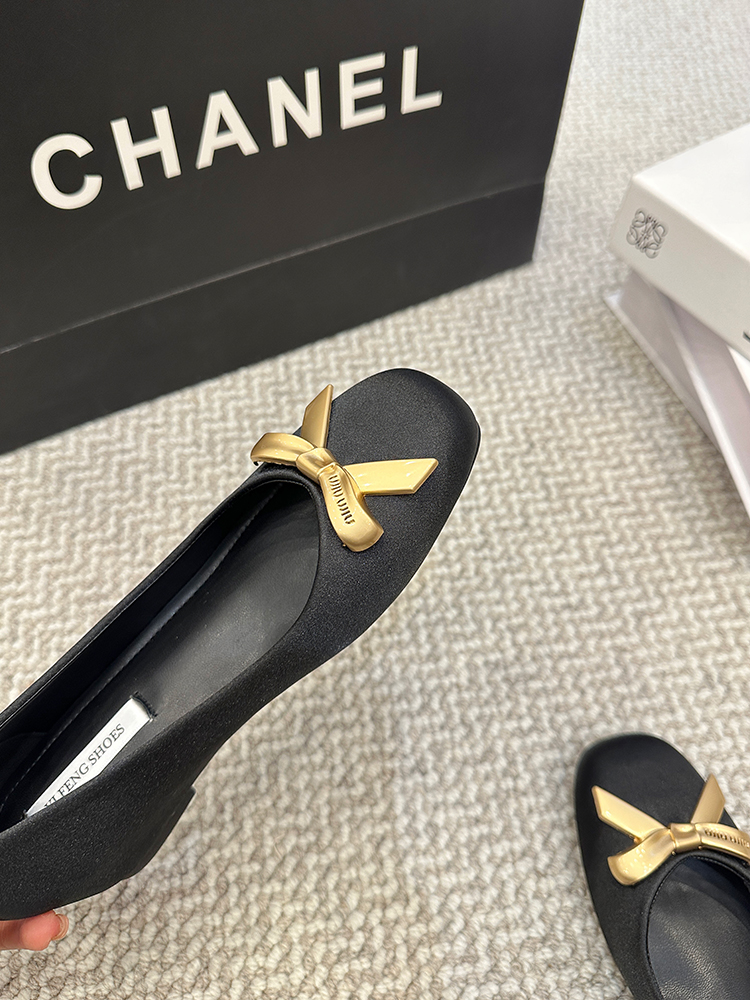 法式内增高黑色单鞋平底鞋蝴蝶结方头百搭舒适少女鞋飘鞋软底时尚