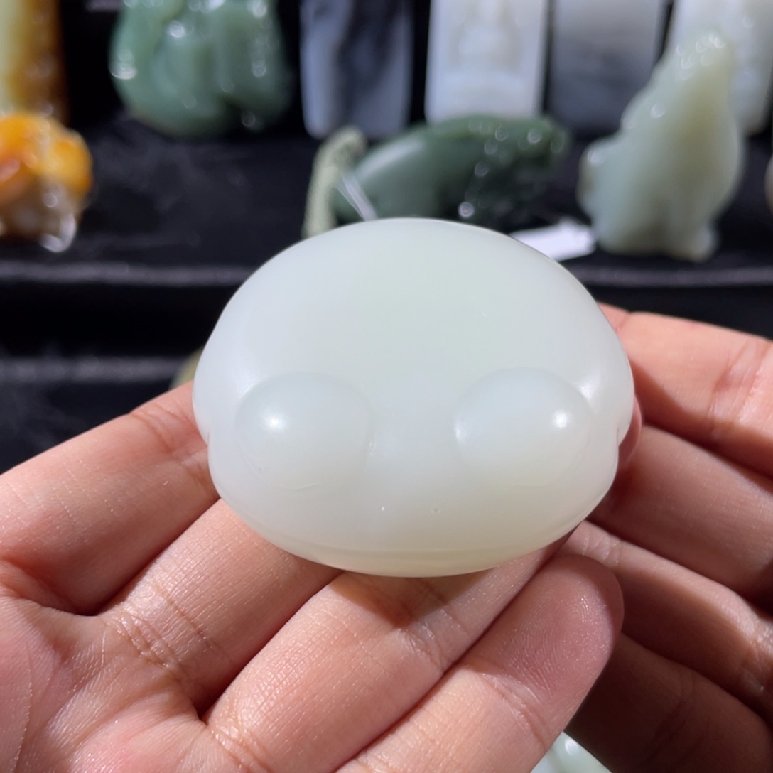 静***流和田玉未镶嵌颈饰