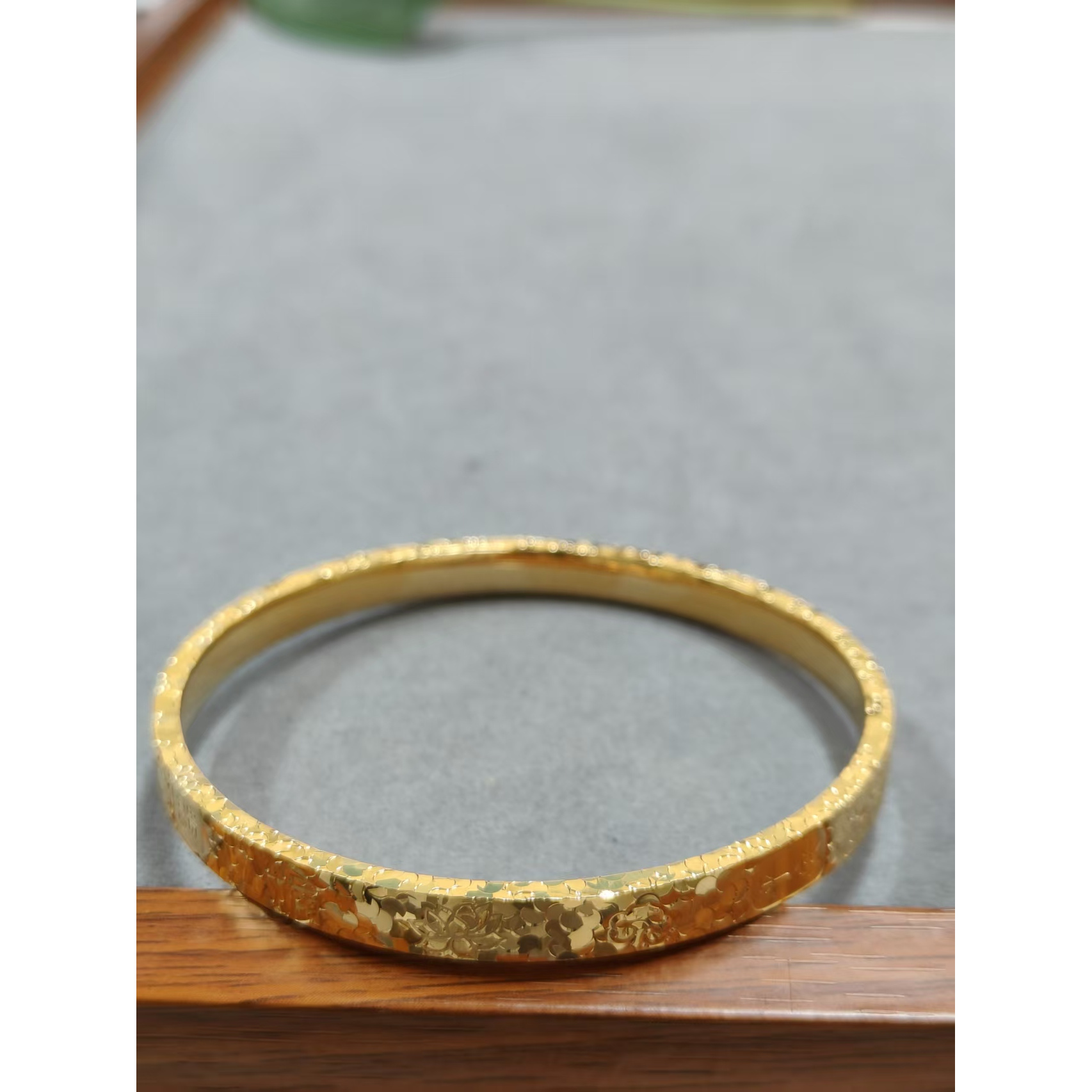  时尚轻奢碎冰冰手镯A354