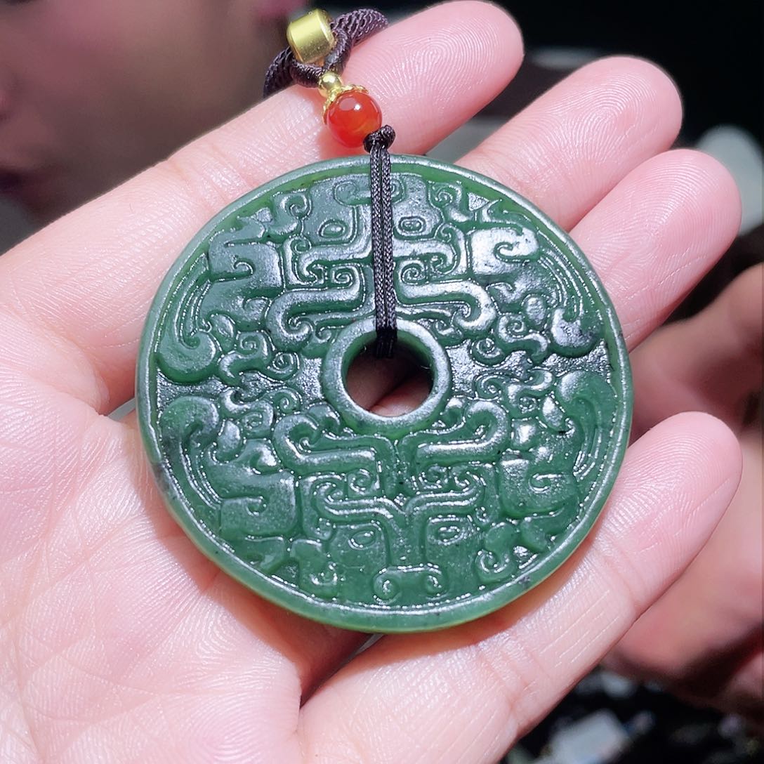 和田玉颈饰未镶嵌多样性